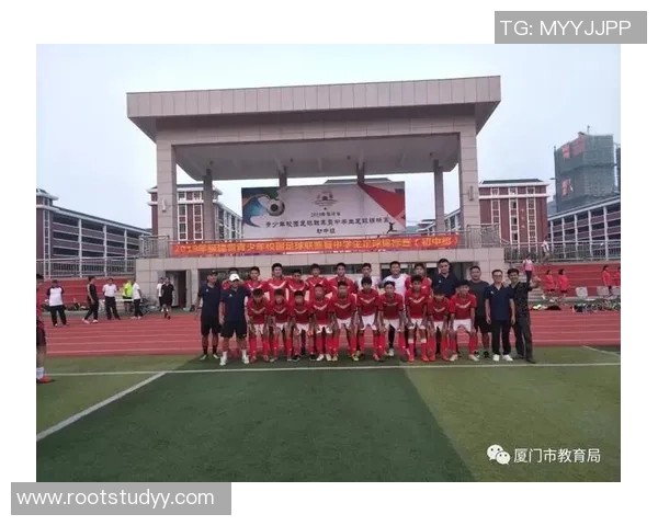 福建厦门二中足球球星崭露头角 引领校园足球新风潮